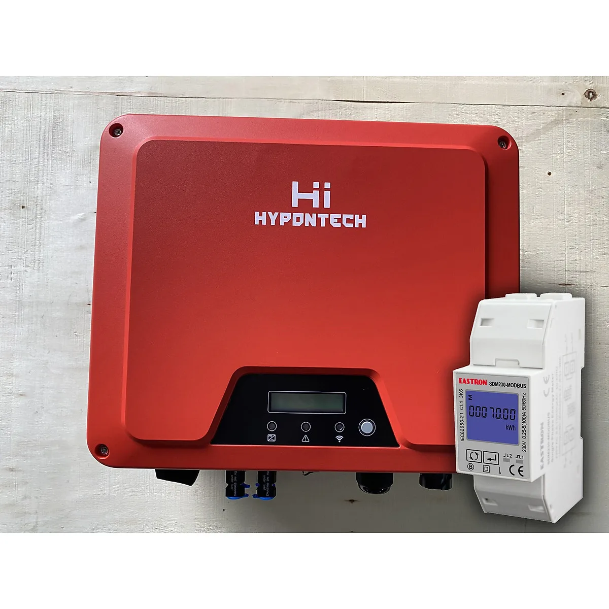Biến tần hòa lưới bám tải HYPONTECH 5KW
