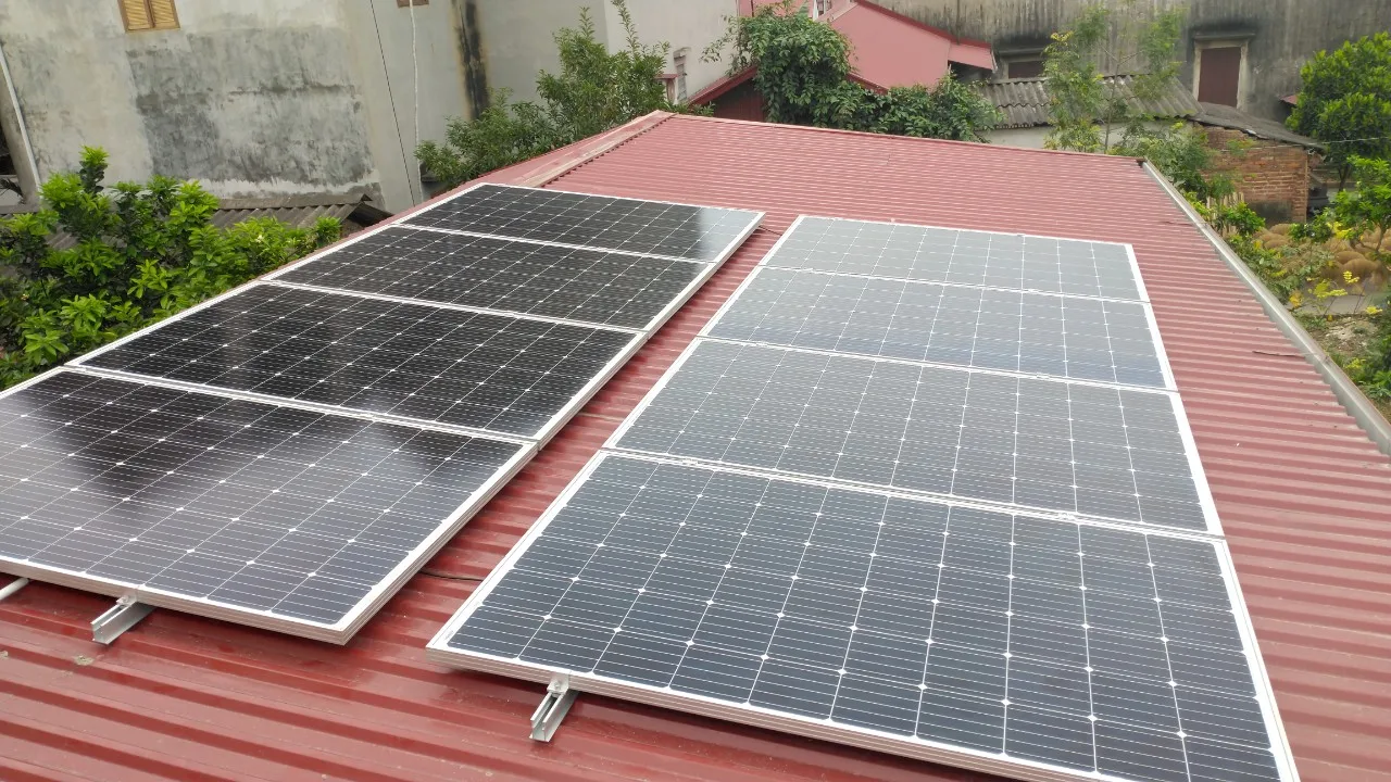 Combo bộ hòa lưới bám tải 3KW