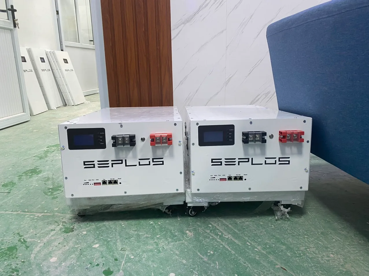 Pin lưu trữ 51.2V, 280Ah ( 14.3KWh) tự đóng cân bằng chủ động 5.5A bản gắn tủ.
